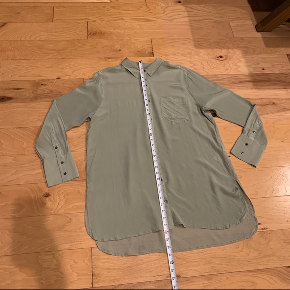 Banana Republic 100% silk button up blouse xl - Picture 7 of 8